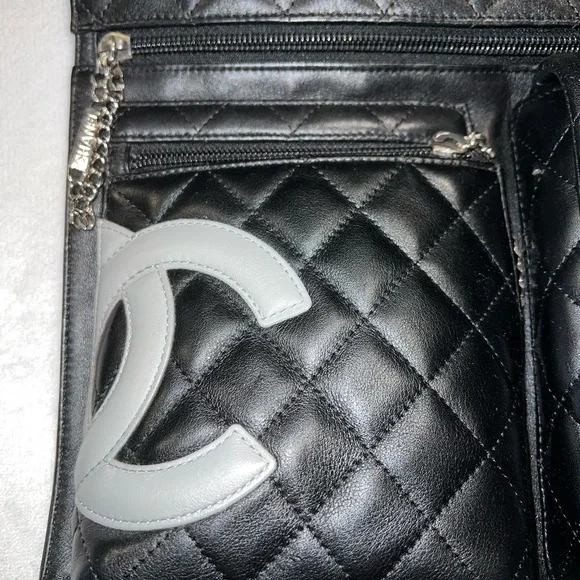 CHANEL CAMBON FANNY PACK - Picture 3 of 14